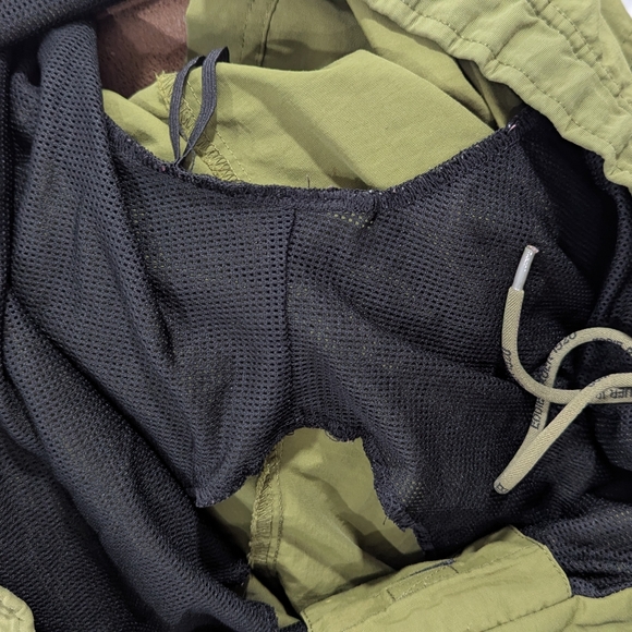 Eddie Bauer Mens Shorts Hybrid Green Nylon Swim Trunks Mesh Lined Drawstring XL - Picture 9 of 10